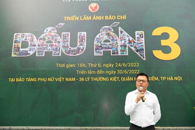 trien lam anh bao chi dau an 3 -tong ket doi song, xa hoi trong 2 nam dai dich hinh anh 2
